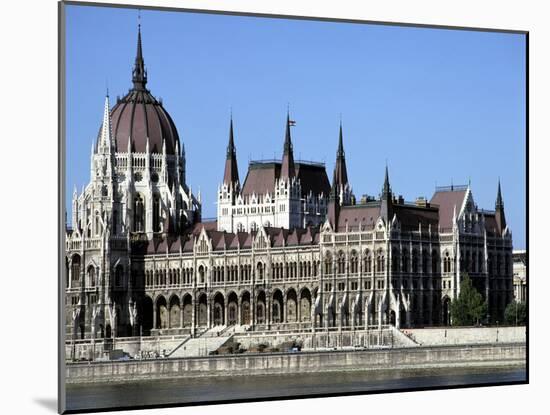 Parliament Building, Budapest, Hungary-Peter Thompson-Mounted Photographic Print