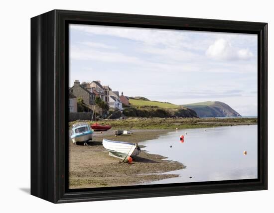 Parrog Beach and the Pembrokeshire Coast Path, Newport, Pembrokeshire, Wales-Sheila Terry-Framed Premier Image Canvas