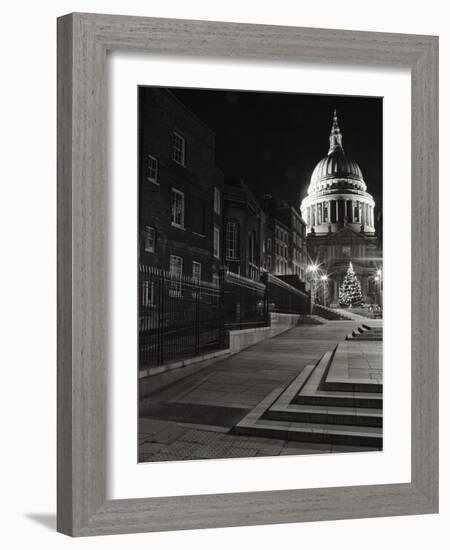 Passage to St. Pauls-Doug Chinnery-Framed Photographic Print