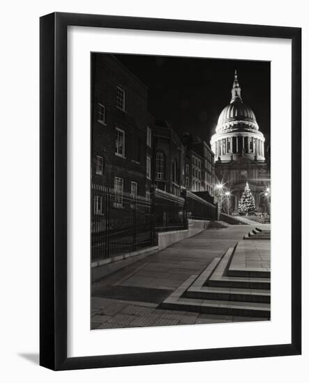 Passage to St. Pauls-Doug Chinnery-Framed Photographic Print