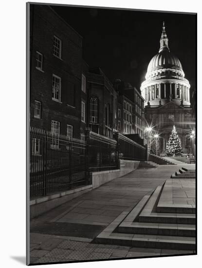 Passage to St. Pauls-Doug Chinnery-Mounted Photographic Print