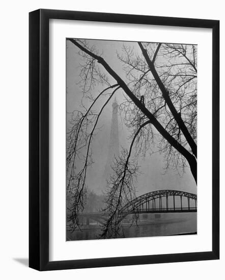 Passerelle Debilly Bridge on a Foggy Winter Day with the Eiffel Tower in the Background-Ed Clark-Framed Photographic Print