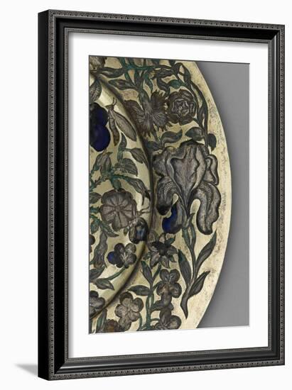 Patène circulaire-null-Framed Giclee Print