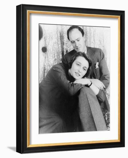 Patricia Neal with Roald Dahl, 1954-Carl Van Vechten-Framed Photographic Print