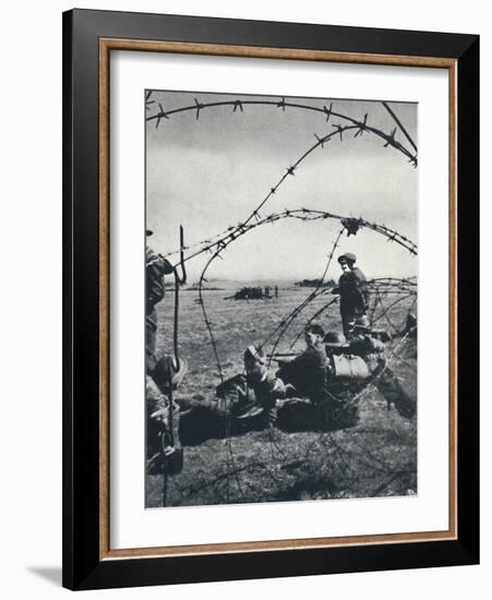 'Pattern of resistance', 1941-Cecil Beaton-Framed Photographic Print