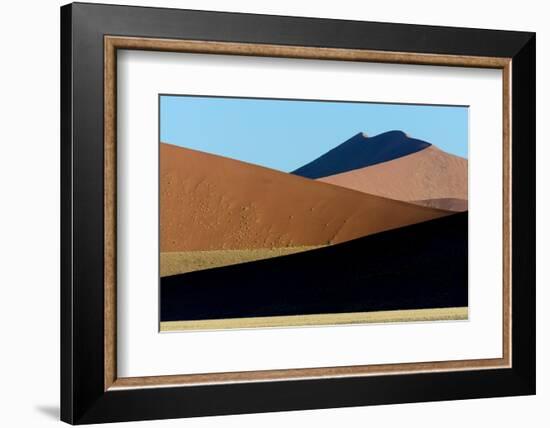 Patterns on sand dunes, Sossusvlei, Namibia-Enrique Lopez-Tapia-Framed Photographic Print