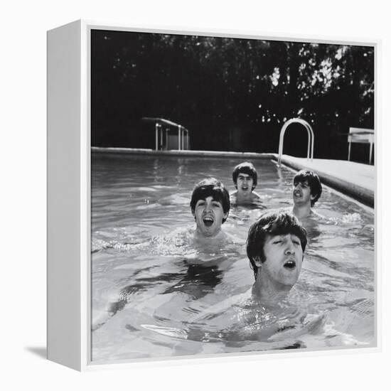 Paul McCartney, George Harrison, John Lennon and Ringo Starr Taking a Dip in a Swimming Pool-John Loengard-Framed Premier Image Canvas