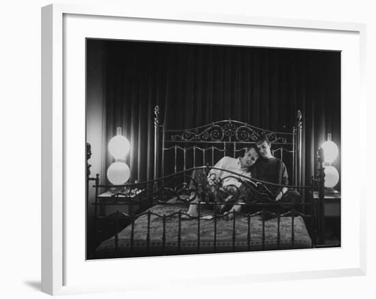 Paul Newman Sitting at Home with His Wife-Gordon Parks-Framed Premium Photographic Print