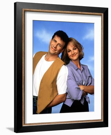 PAUL REISER; HELEN HUNT. "MAD ABOUT YOU" [1992].-null-Framed Photographic Print