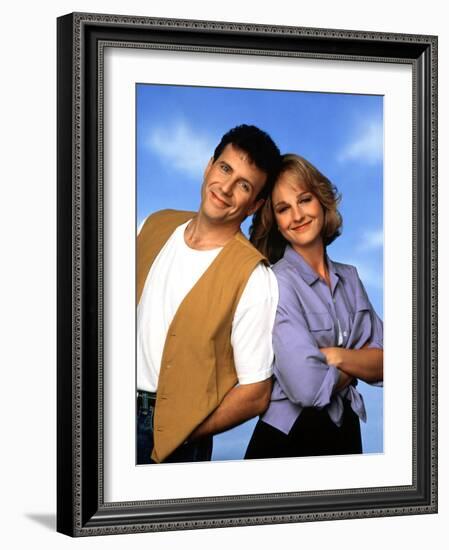 PAUL REISER; HELEN HUNT. "MAD ABOUT YOU" [1992].-null-Framed Photographic Print