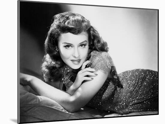 Paulette Goddard (b/w photo)-null-Mounted Photo