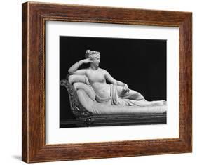 Pauline Bonaparte, Princess Borghese as Venus Triumphant, c.1805-08-Antonio Canova-Framed Giclee Print