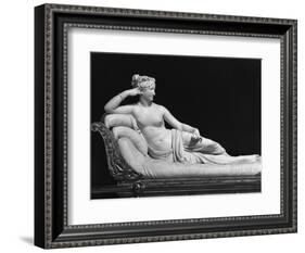 Pauline Bonaparte, Princess Borghese as Venus Triumphant, c.1805-08-Antonio Canova-Framed Giclee Print