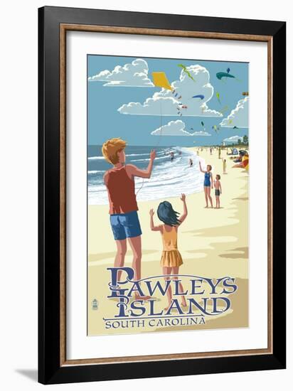 Pawleys Island, South Carolina - Kite Flyers-Lantern Press-Framed Art Print