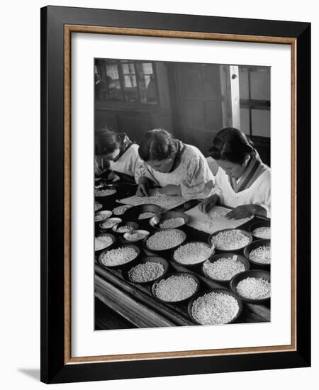 Pearl Sorters at Work Categorizing According to Size at Factory-Alfred Eisenstaedt-Framed Photographic Print