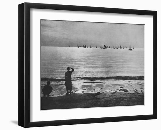 'Pearling Fleet Coming Back to Anchorage at Sunset', c1890, (1910)-Alfred William Amandus Plate-Framed Photographic Print