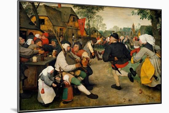 Peasant Dance, 1568 (Oil on Wood)-Pieter the Elder Brueghel-Mounted Giclee Print