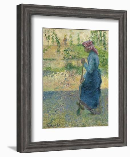 Peasant Digging; Paysanne Bechant, 1882-Camille Pissarro-Framed Giclee Print