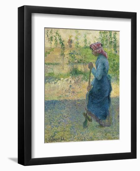 Peasant Digging; Paysanne Bechant, 1882-Camille Pissarro-Framed Giclee Print