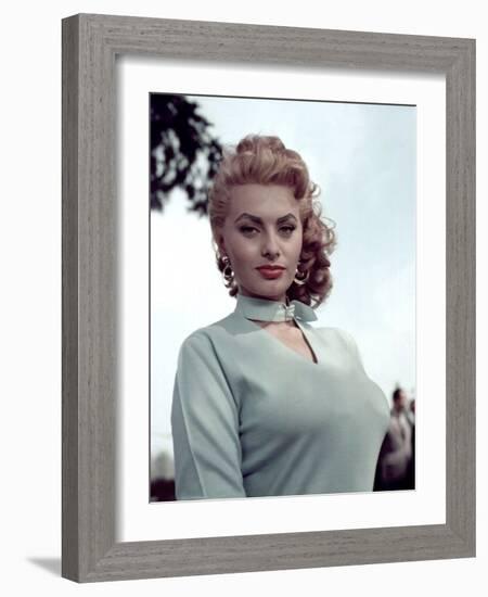 Peccato Che Sia Una Canaglia / Dommage Que Tu Sois Une Canaille  Sophia Loren-null-Framed Photo