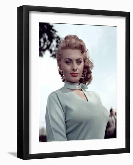 Peccato Che Sia Una Canaglia / Dommage Que Tu Sois Une Canaille  Sophia Loren-null-Framed Photo