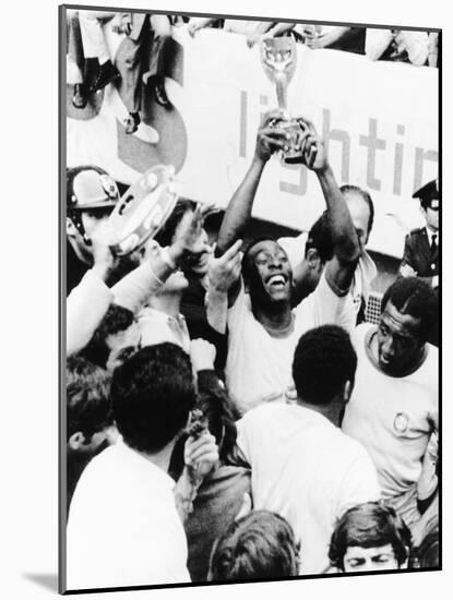 Pele in Triumph in Mexico City, June 21, 1970-null-Mounted Photo