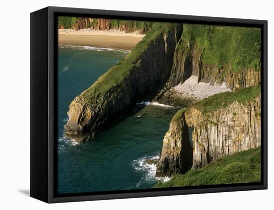 Pembrokeshire, Skrinkle Haven on the South Coast of Pembrokeshire, Wales-Paul Harris-Framed Premier Image Canvas