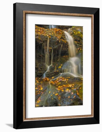 Pennsylvania, Delaware Water Gap NRA. Waterfall over Rocks-Jay O'brien-Framed Premium Photographic Print