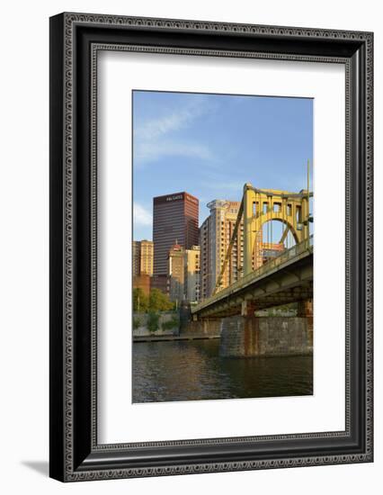 Pennsylvania, Pittsburgh. Andy Warhol Bridge over the Allegheny River-Kevin Oke-Framed Photographic Print