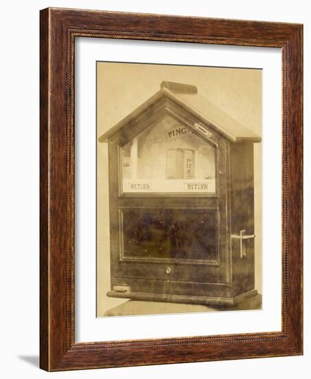 Penny-In-Slot Machine-null-Framed Photographic Print