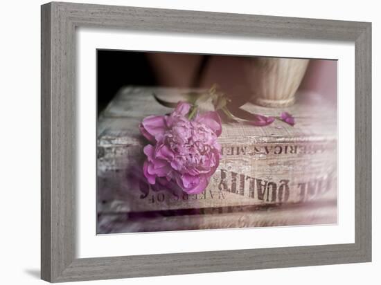 Peony-Valda Bailey-Framed Photographic Print