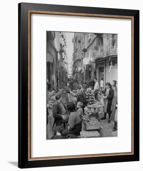 People Buying Bread in the Streets of Naples-Alfred Eisenstaedt-Framed Premium Photographic Print