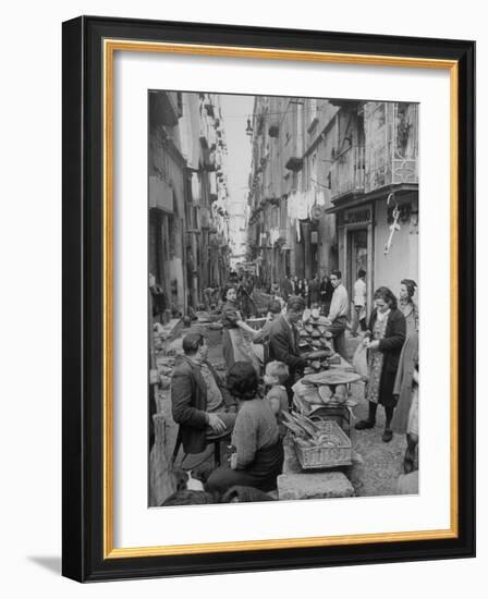 People Buying Bread in the Streets of Naples-Alfred Eisenstaedt-Framed Photographic Print