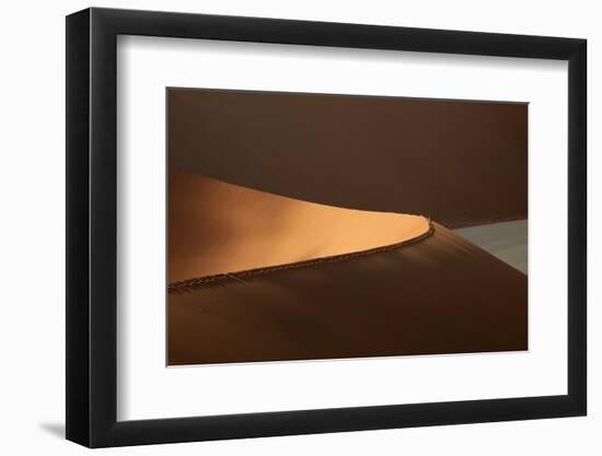 People climbing sand dunes beside Deadvlei, near Sossusvlei, Namib-NaukluftNP, Namibia, Africa-David Wall-Framed Photographic Print