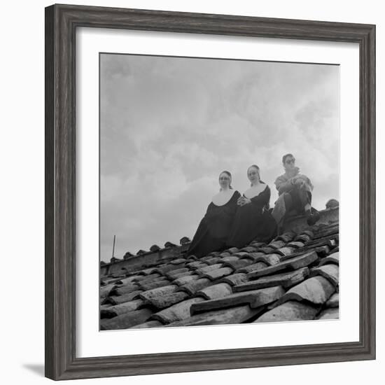 People on a Rooftop Awaiting the Coronation of Pope John XXIII, Vatican City, 4th November 1958-null-Framed Photographic Print