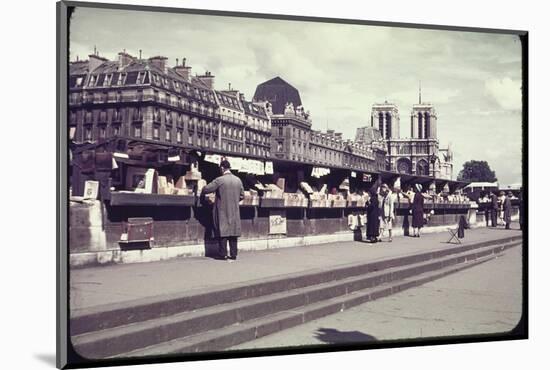 People Shopping at Book and Print Stalls Along the Seine River-William Vandivert-Mounted Photographic Print