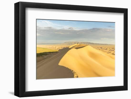 People walking on Khongor sand dunes in Gobi Gurvan Saikhan National Park, Sevrei district, South G-Francesco Vaninetti-Framed Photographic Print