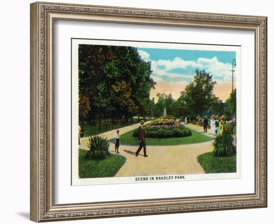 Peoria, Illinois, Scenic View in Bradley Park-Lantern Press-Framed Art Print