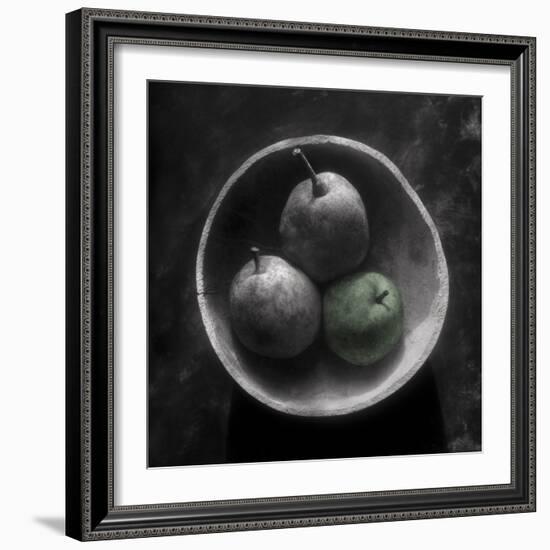 Peras - Pop-Moises Levy-Framed Photographic Print