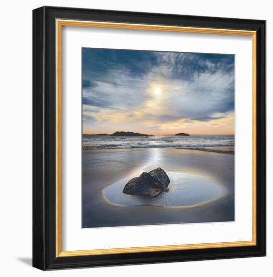 Perfect Fit-William Vanscoy-Framed Art Print