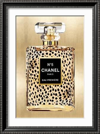 DesignQ Perfume Chanel Five III - Modern Framed Canvas Wall Art Print