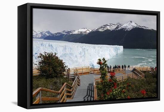 Perito Moreno Glacier on Lago Argentino, El Calafate, Parque Nacional Los Glaciares, UNESCO World H-Stuart Black-Framed Premier Image Canvas