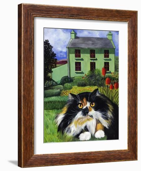 Persian Cat in Ireland (Chat Persan En Irland)-Isy Ochoa-Framed Giclee Print