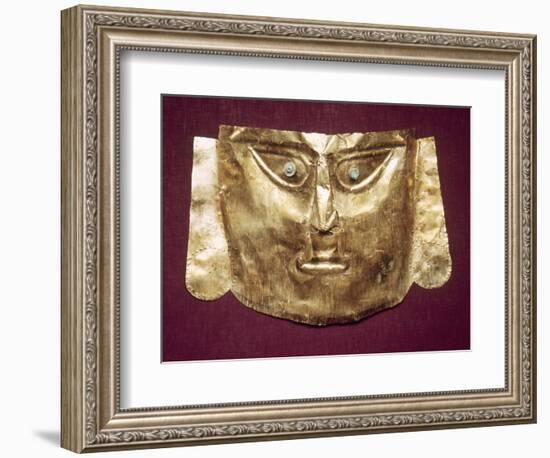 Peru: Chimu Gold Mask-null-Framed Photographic Print