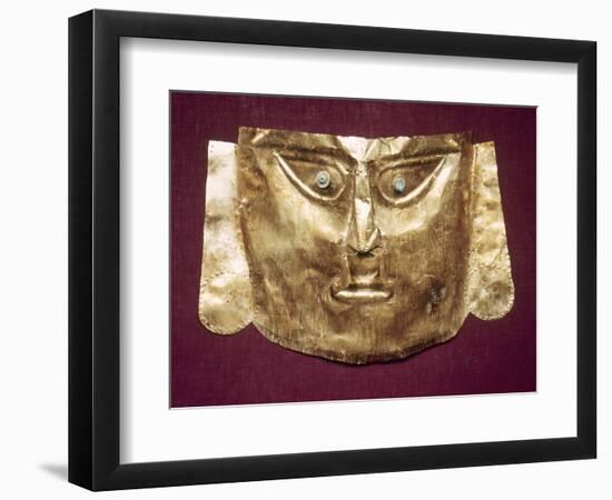 Peru: Chimu Gold Mask-null-Framed Photographic Print