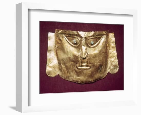 Peru: Chimu Gold Mask-null-Framed Photographic Print