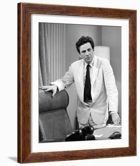 Peter Falk - The Trials of O'Brien-null-Framed Photo