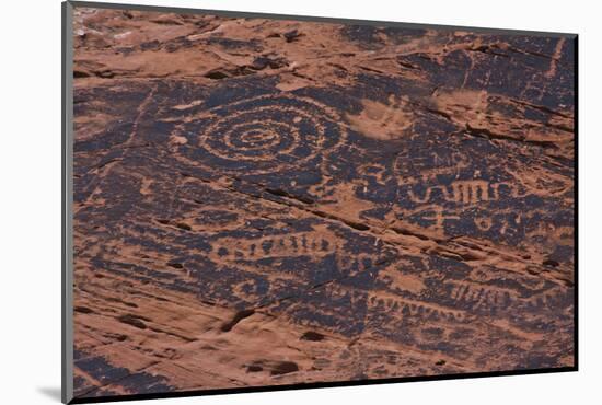 Petroglyph, Petroglyph Canyon, Valley of Fire State Park, Nevada, USA-Michel Hersen-Mounted Photographic Print