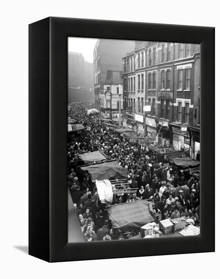 Petticoat Lane Market Christmas Shopping 1960-George Greenwell-Framed Premier Image Canvas