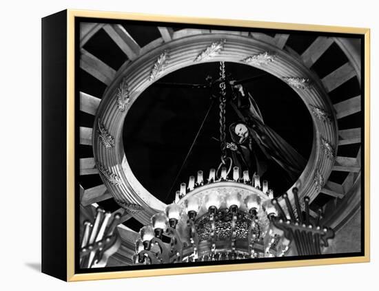 Phantom Of The Opera, Claude Rains, 1943, Chandelier-null-Framed Stretched Canvas